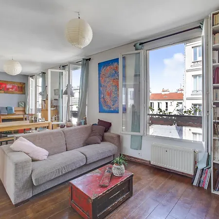 Apartment Superbe Duplex Avec Jardin Partage A Menilmontant