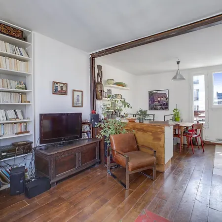 Apartment Superbe Duplex Avec Jardin Partage A Menilmontant *