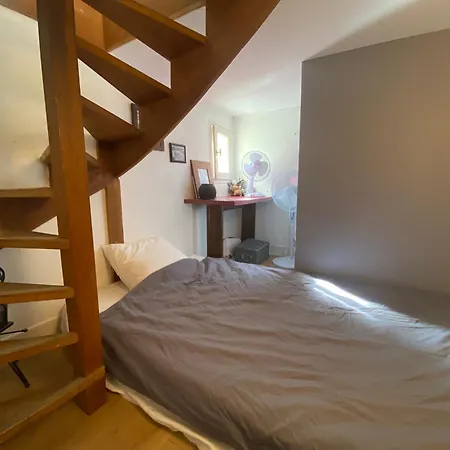 Apartment Superbe Duplex Avec Jardin Partage A Menilmontant Paris